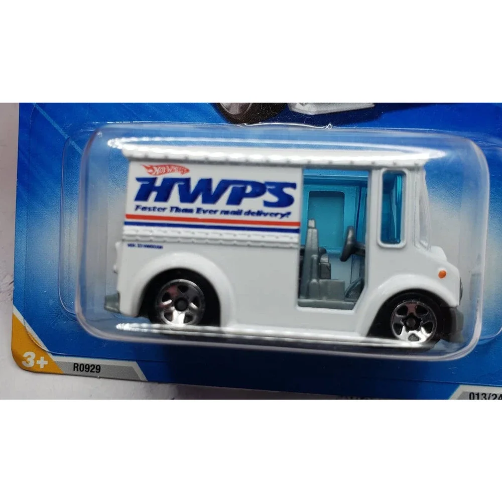 Hot Wheels 2010 New Models 13/44 Bread Box White w/Chrome 5 Spoke Wheels